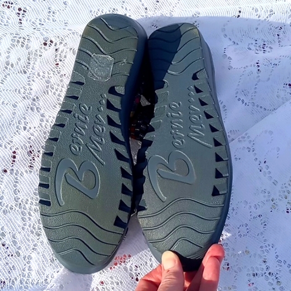 Bernie Mev. Multi Colored Woven Open Toe Strappy Wedge Sandal Size 40 Stretchy - Picture 10 of 14